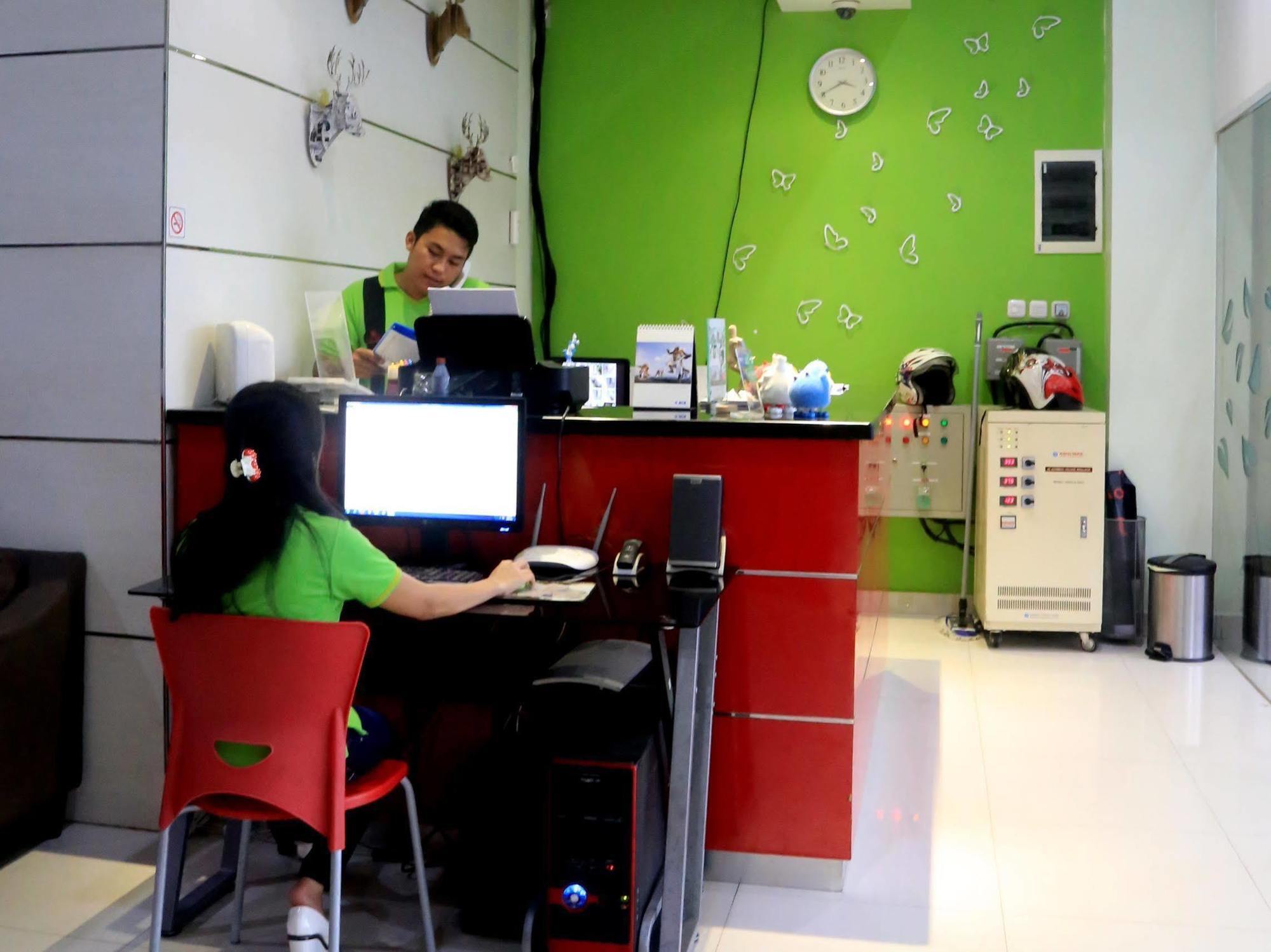 Istanaku Hotel Manado Eksteriør billede